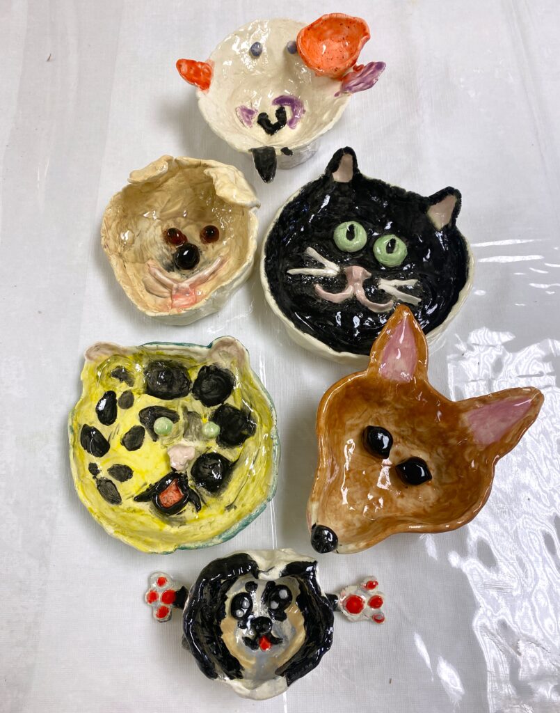 group of different animal snack bowls